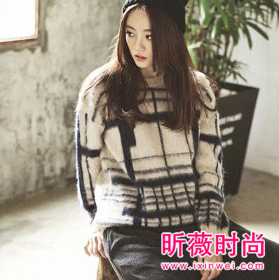 2017套上撞色毛衣 时尚舒适温暖韩范儿十足