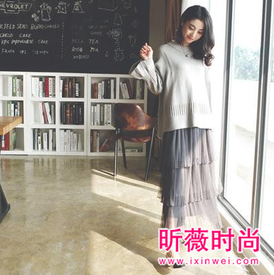 春季针织毛衣两件套 轻松解决搭配小困扰 春季针织毛衣两件套 轻松解决搭配小困扰