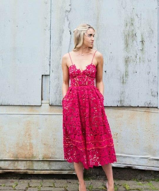 2017女士蕾丝连衣裙新款 为什么人人都在穿它？