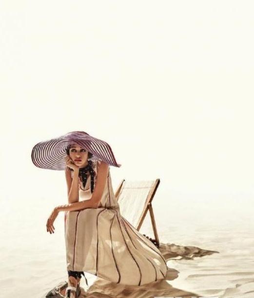 胖女生去海边怎么穿显瘦？这样穿秒变时髦女王