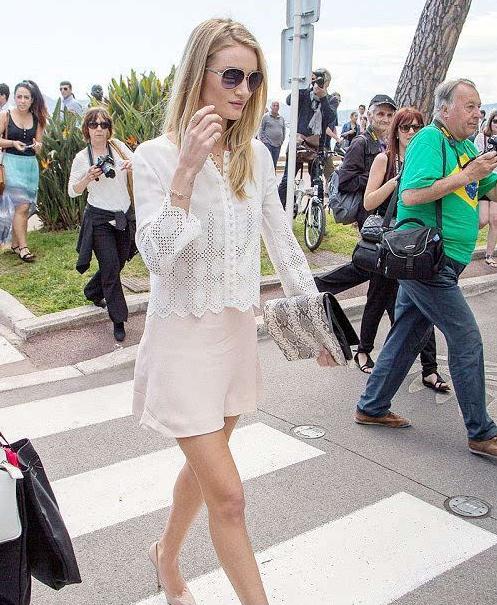 胖女人面试着装技巧 这样穿让面试官眼前一亮