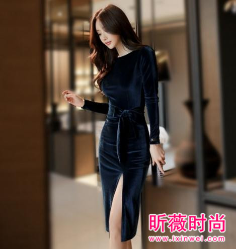 潮流时尚丝绒裙搭配 高端路线气质实力派