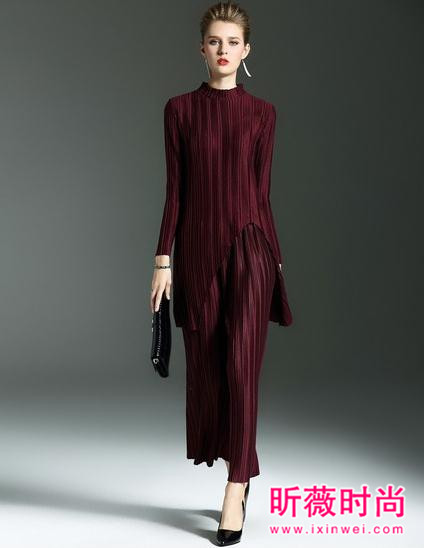 不想被衣服本身抢走风头?小蛮腰大长腿一穿就有 不想被衣服本身抢走风头?小蛮腰大长腿一穿就有