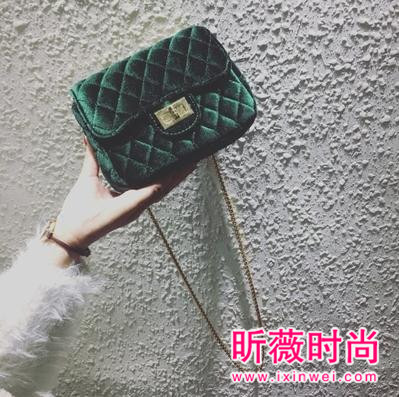 浪漫情人节时尚必备 单肩斜挎包绽放你的美