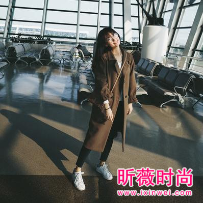 经典西装领外衣穿搭 诠释纯粹时髦英伦风