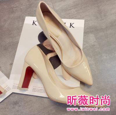 时尚性感高跟鞋穿搭 女人一生无法抗拒的诱惑 时尚性感高跟鞋穿搭 女人一生无法抗拒的诱惑