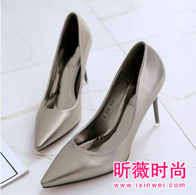时尚性感高跟鞋穿搭 女人一生无法抗拒的诱惑 时尚性感高跟鞋穿搭 女人一生无法抗拒的诱惑