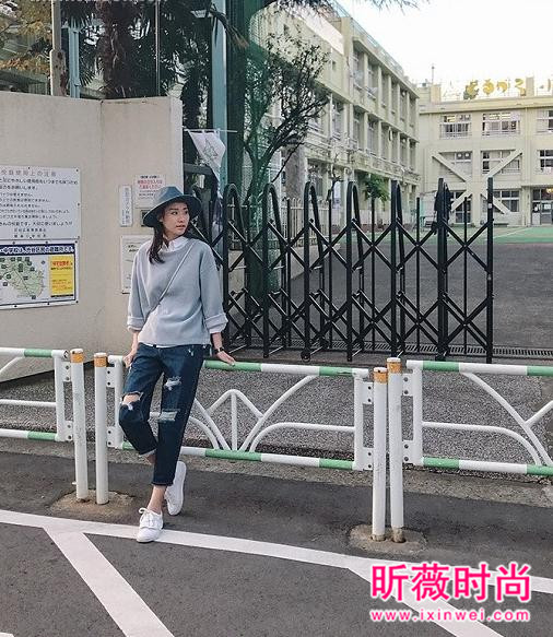 时尚经典卫衣巧搭配 尽显早春青春与活力 时尚经典卫衣巧搭配 尽显早春青春与活力