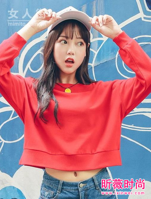 时尚经典卫衣巧搭配 尽显早春青春与活力 时尚经典卫衣巧搭配 尽显早春青春与活力