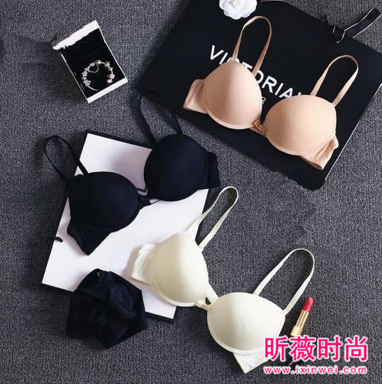 做个性感有魅力的小女人?全看你的时尚内衣品味 做个性感有魅力的小女人?全看你的时尚内衣品味