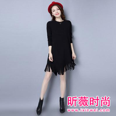 简单随性风格毛衣穿搭 你一定会入手这款毛衣