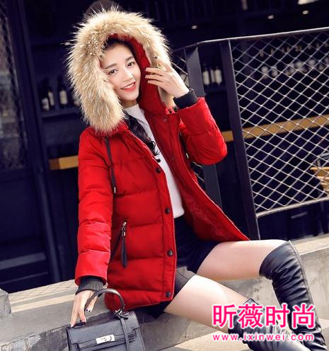 实用又实惠的棉服 时尚显瘦值得再入一件