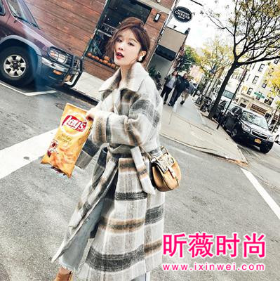 韩版呢子大衣穿搭 过年显出你的时尚style