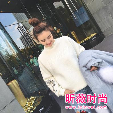 元气满满的卫衣穿搭 时尚出街吸晴率超高 元气满满的卫衣穿搭 时尚出街吸晴率超高
