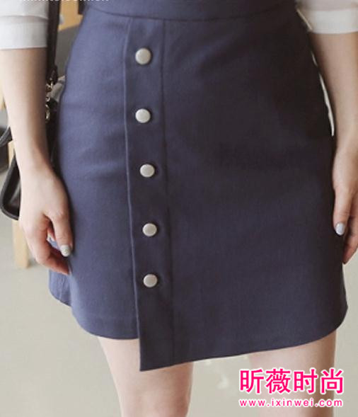 早春清冷淡雅系服饰穿搭 气质不凡的半身裙全搞定 早春清冷淡雅系服饰穿搭 气质不凡的半身裙全搞定