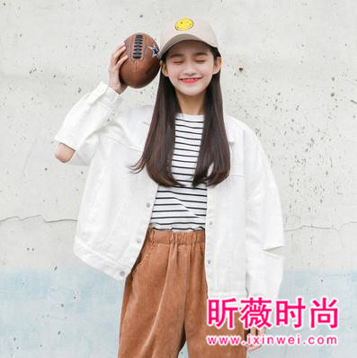 牛仔外套穿上就是时髦 轻松搞定日常装扮