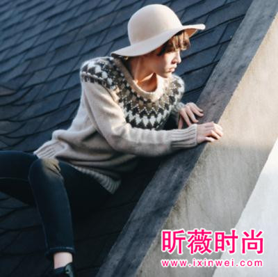 春季新款毛衣搭配示范 让你出街时尚又有范