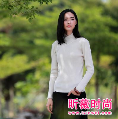 春季新款毛衣搭配示范 让你出街时尚又有范