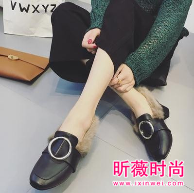 适合春季穿搭的气质小皮鞋 让你时刻保持女性魅力 适合春季穿搭的气质小皮鞋 让你时刻保持女性魅力