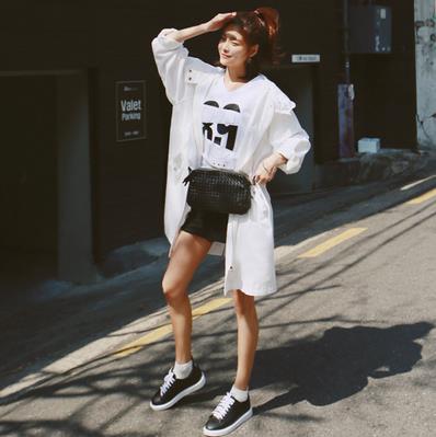 10种牛仔外套的春季穿搭:校园风格穿都穿不腻 10种牛仔外套的春季穿搭:校园风格穿都穿不腻