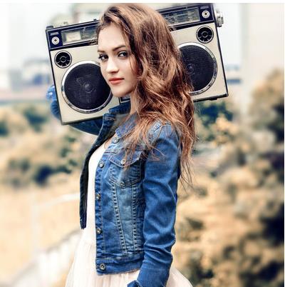 百搭牛仔外套:春季最佳着装 百搭牛仔外套:春季最佳着装