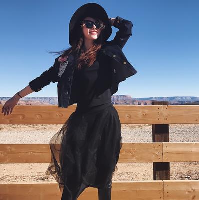 春季女生的牛仔外套:打造你的专属 春季女生的牛仔外套:打造你的专属