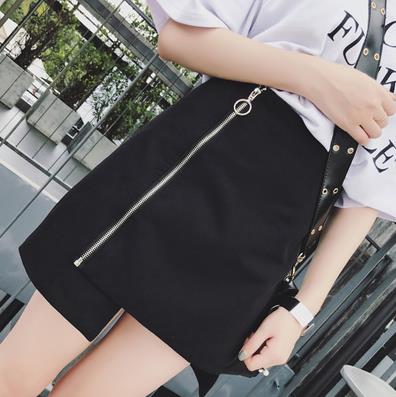 春季如何穿搭:半身显瘦短裙 春季如何穿搭:半身显瘦短裙