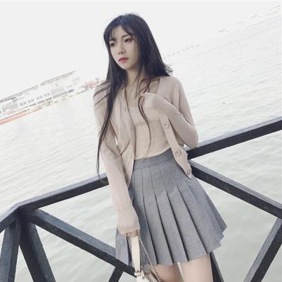 十款半身裙穿搭:春季不可或缺的单品 十款半身裙穿搭:春季不可或缺的单品