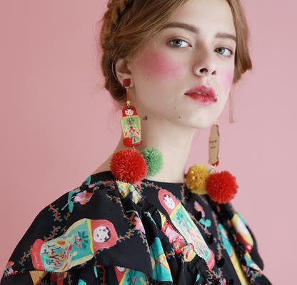 2017耳环新流行：耳环球球必屯时尚单品