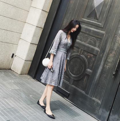 七款微胖界的连衣裙：谁说胖子没有春天