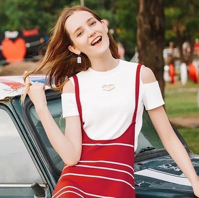 十款时尚又清爽的短T：夏天再也不用愁