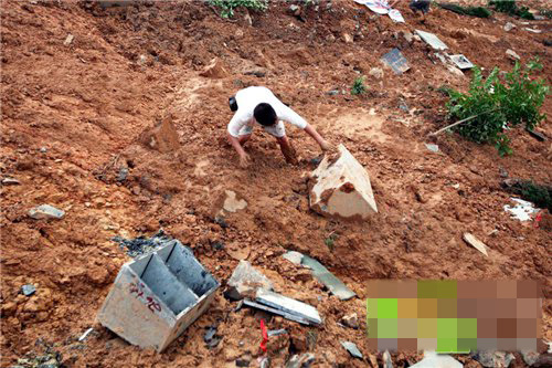 陕西挖出千年棺木 竟出现邪物虐杀村民(组图)