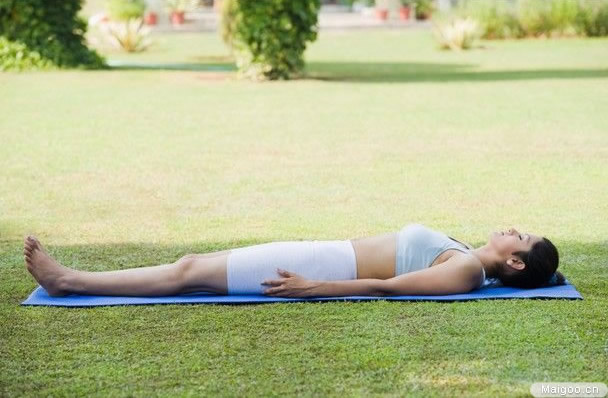瑜伽轻松在家练：瑜伽十式让你轻松拥有好睡眠（图）