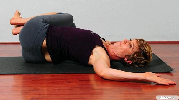 瑜伽轻松在家练：瑜伽十式让你轻松拥有好睡眠（图）