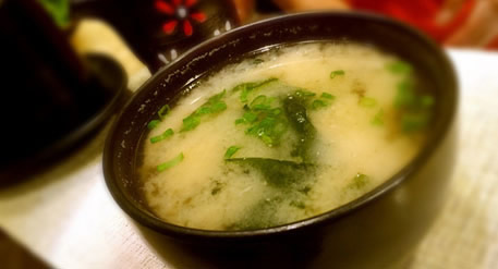 【女性美容养生】女性晚上吃5种食物美容效果最佳