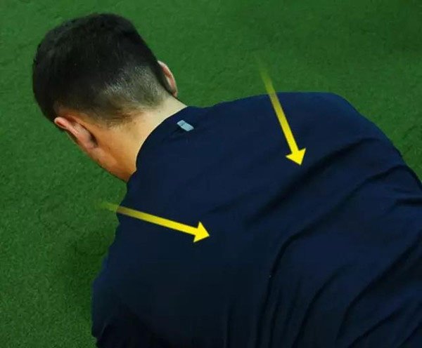 俯卧撑的正确做法图：教你俯卧撑10个要点正确做俯卧撑