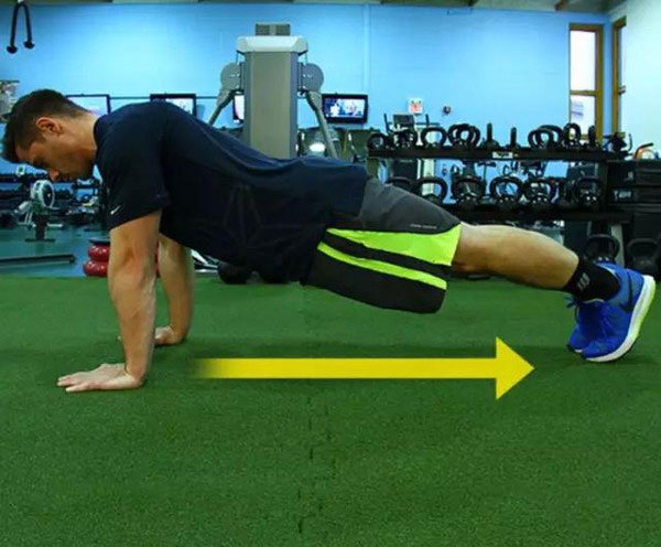 俯卧撑的正确做法图：教你俯卧撑10个要点正确做俯卧撑