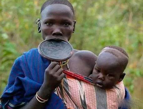 母亲嫁亲儿子只为肥水不流外人田：奇葩习俗大盘点