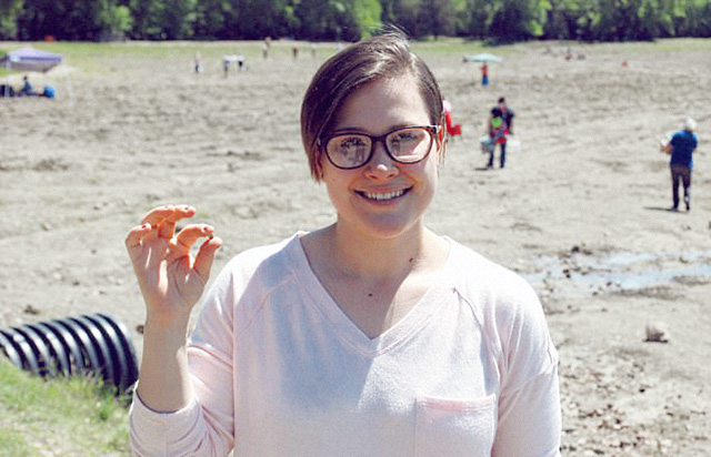 【捡到钻石】这里钻石全部免费：靠运气谁捡到归谁