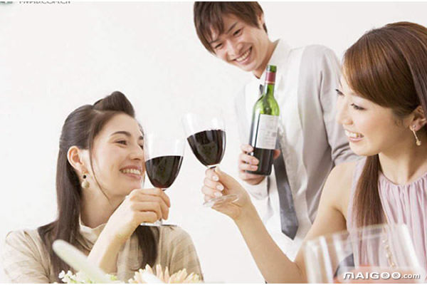 如何让自己越活越年轻：10种生活方式让你越活越年轻