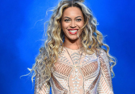 美国最美10大女明星：美国人最喜爱的十大女明星