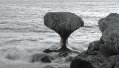 世界上最疯狂的十大平衡石：屹立百年不倒（组图）