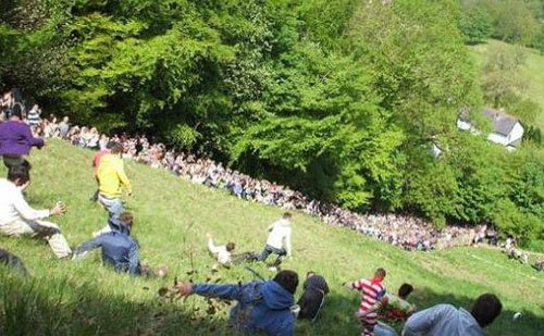 外国人就是会玩:20种世界上最奇葩的比赛(图文解析) 外国人就是会玩:20种世界上最奇葩的比赛(图文解析)