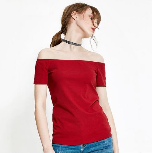 条纹连衣裙搭配技巧:显白显嫩还显瘦分享(图) 条纹连衣裙搭配技巧:显白显嫩还显瘦分享(图)