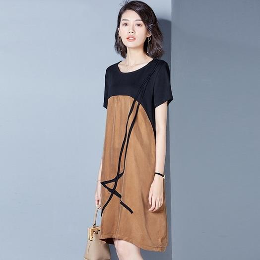 宽松百搭T恤搭配短裤:宽松T恤打造欧美时尚风 宽松百搭T恤搭配短裤:宽松T恤打造欧美时尚风