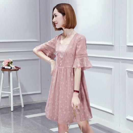 胖女生怎么穿连衣裙：6种连衣裙搭配显高显瘦（图）