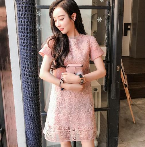 明星同款斜肩连衣裙：气质遮肉连衣裙推荐（图）