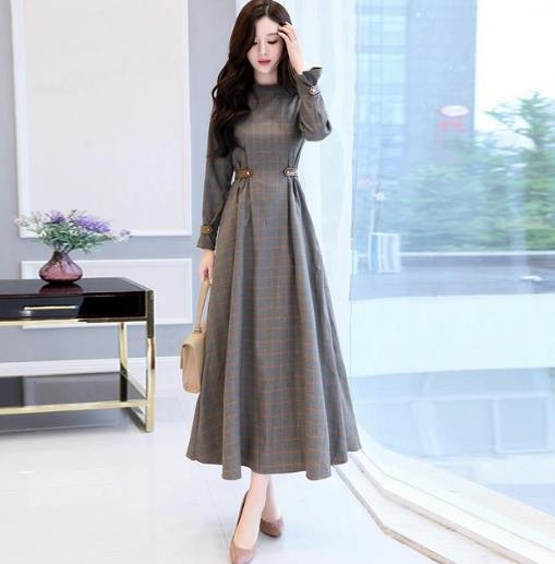 秋季长袖打底裙子怎么搭配外套:5款尽显优雅时尚 秋季长袖打底裙子怎么搭配外套:5款尽显优雅时尚