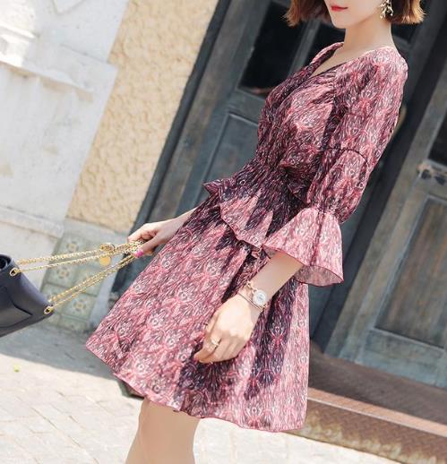 2017新款气质蕾丝连衣裙：优雅显瘦连衣裙分享（图）