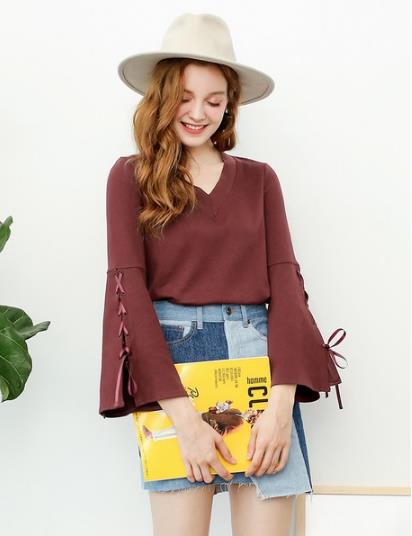 系带喇叭袖T恤怎么搭配下装：5款彰显秋日青春活力